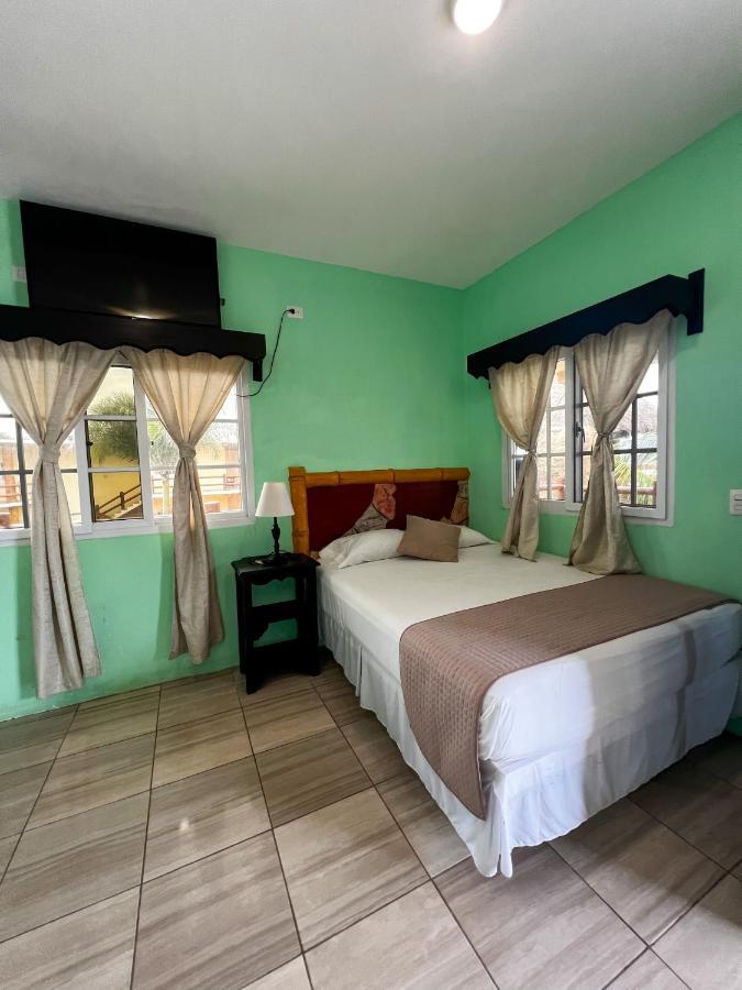 Hotel Pazifico En モンテリコ エクステリア 写真